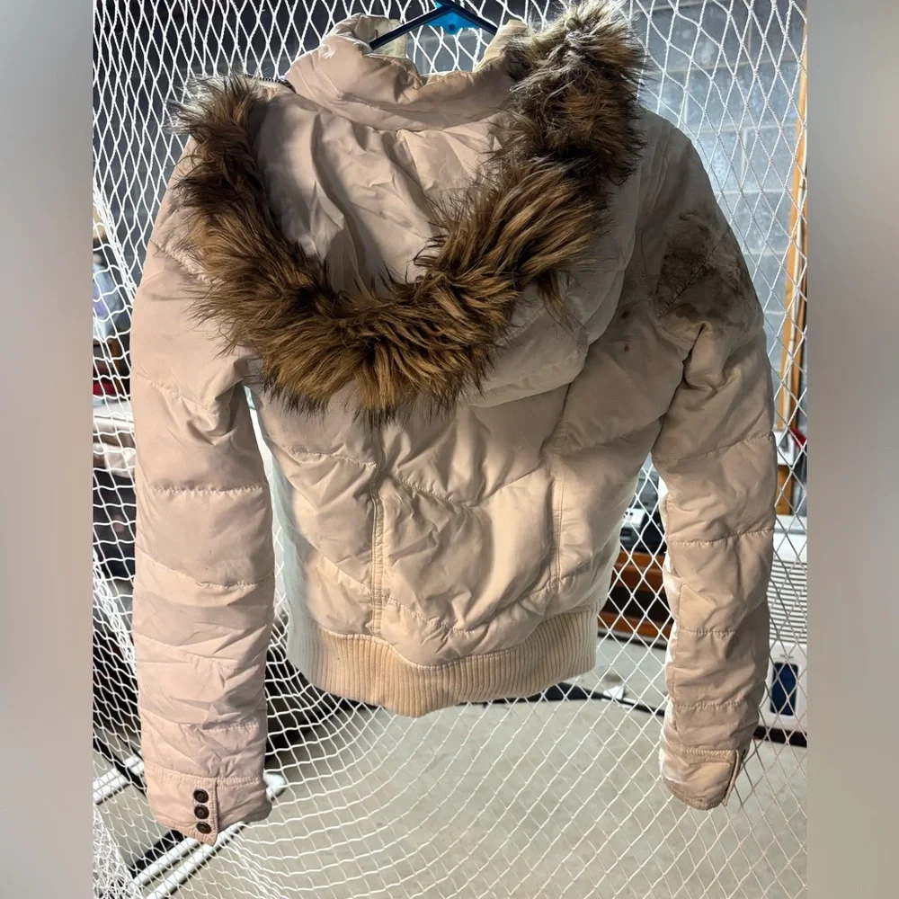 Vintage white Hollister coat - Picture 2 of 16